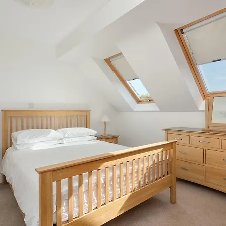 Carraroe Lodges *